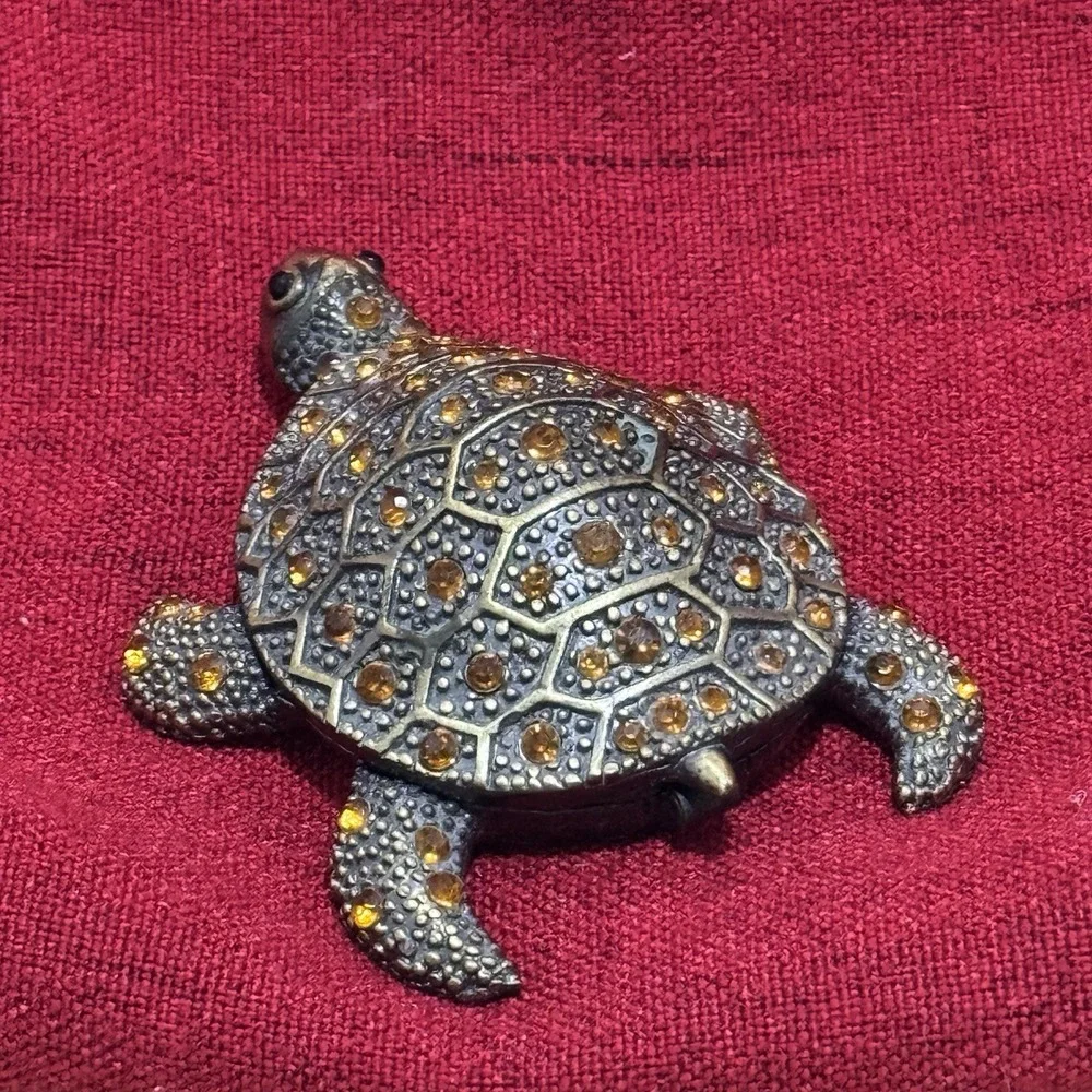 Rhinestone Turtle Trinket Box Enameled Magnetic Closure Tortoise Jeweled Brassy